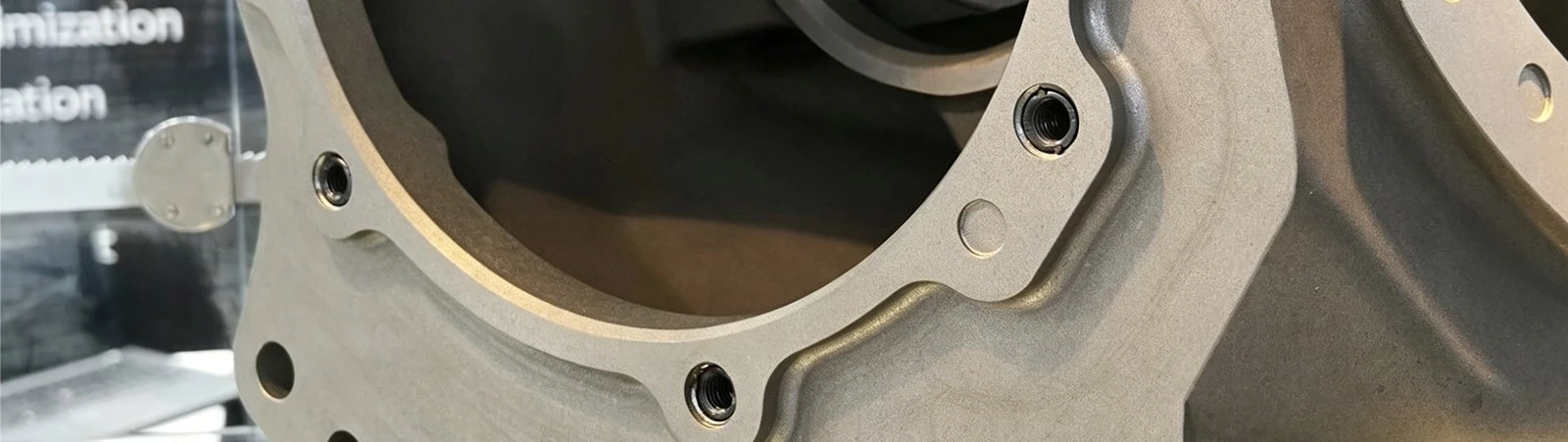 Key-locking insert for aerospace parts Key-locking insert for aerospace parts